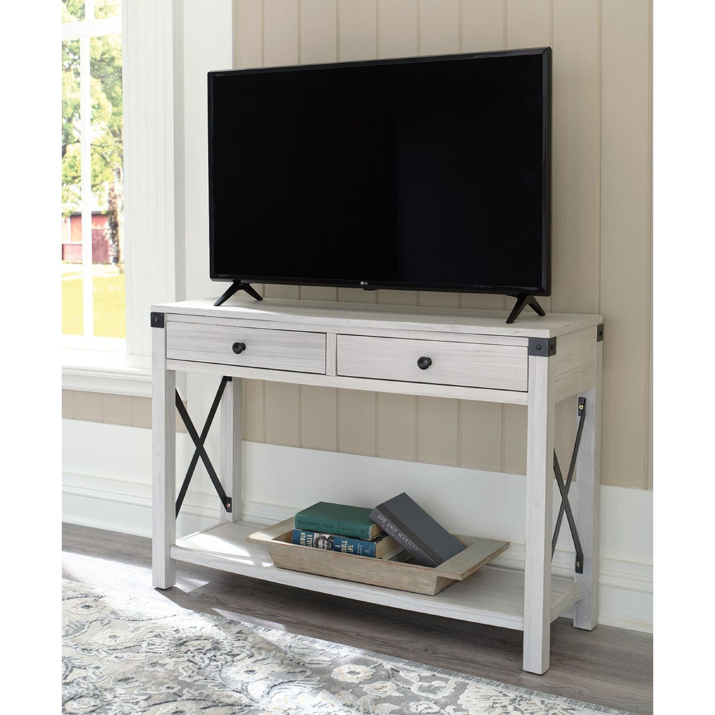 Bayflynn Sofa Table - Whitewash