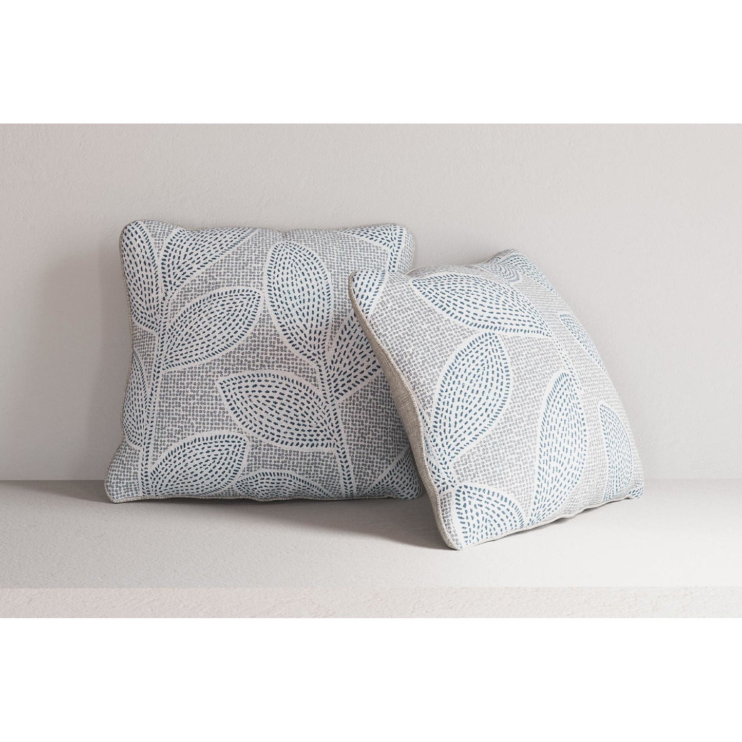 Altari Sofa
