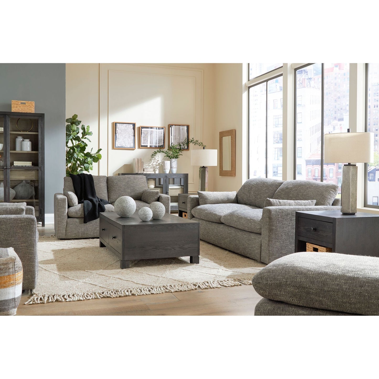 Dramatic Loveseat - Granite