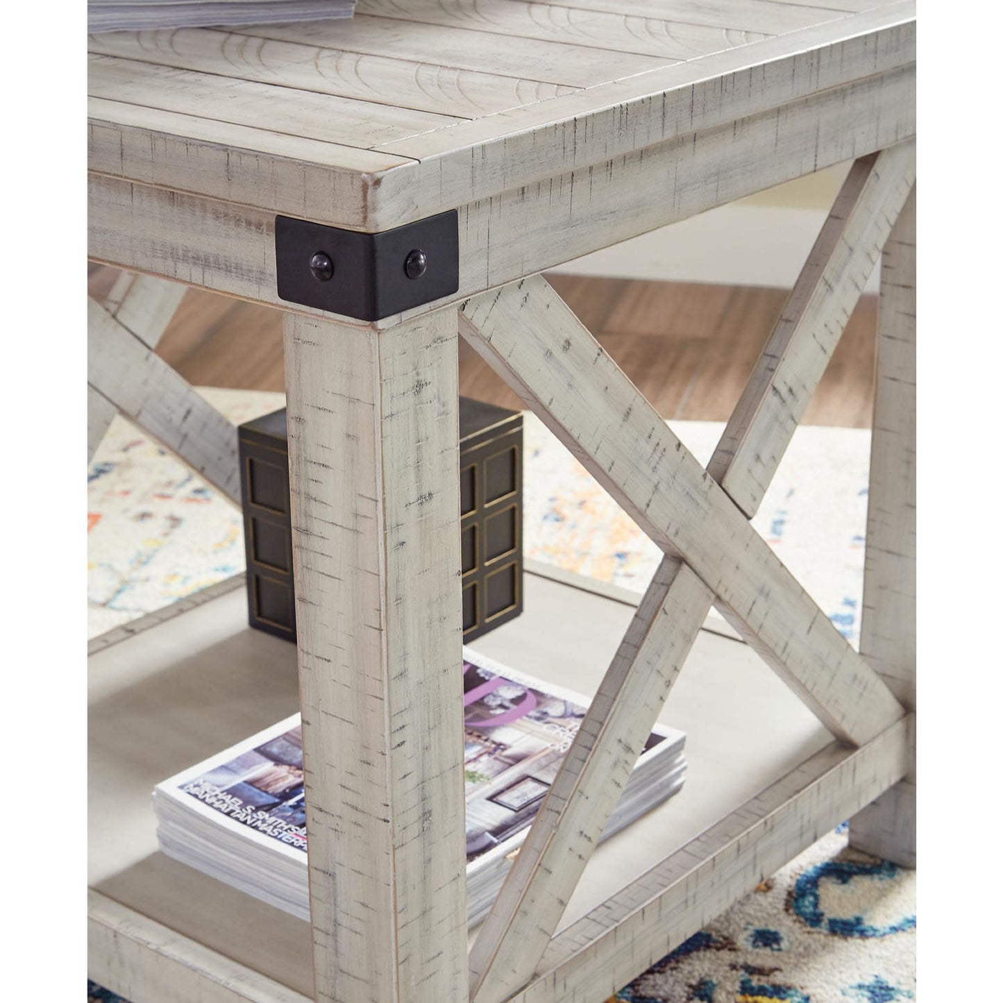 Carynhurst End Table - Whitewash