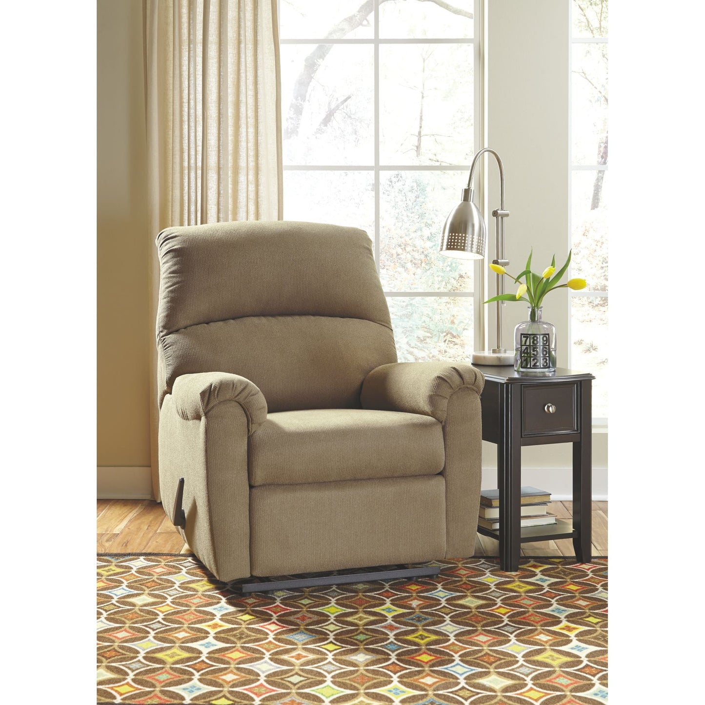 Breegin Chairside Table - Black