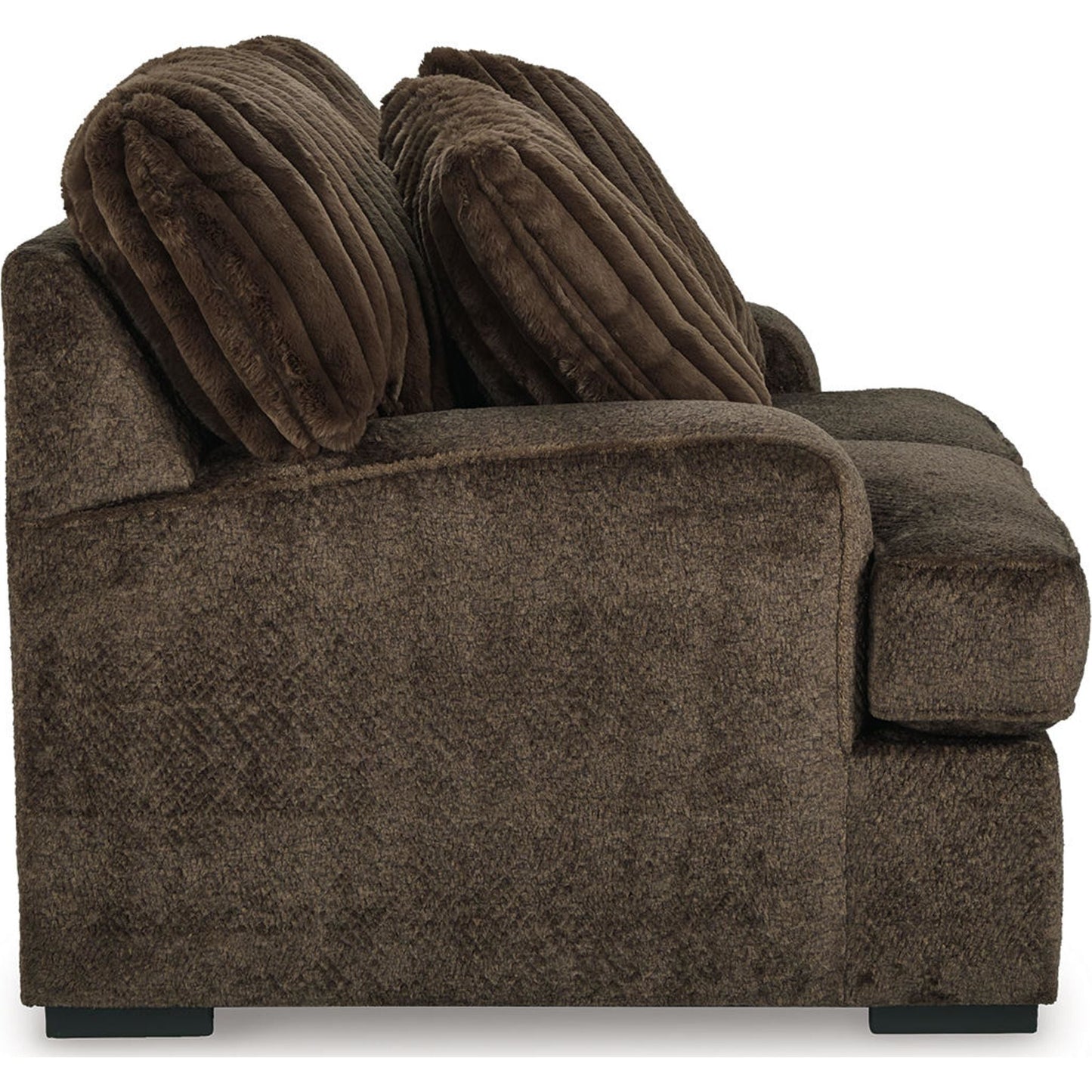 Aylesworth Loveseat - Chocolate