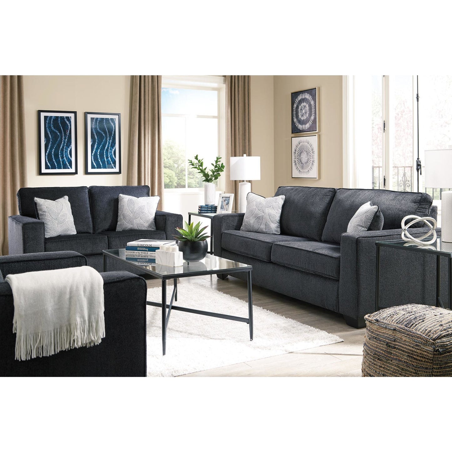 Altari Loveseat
