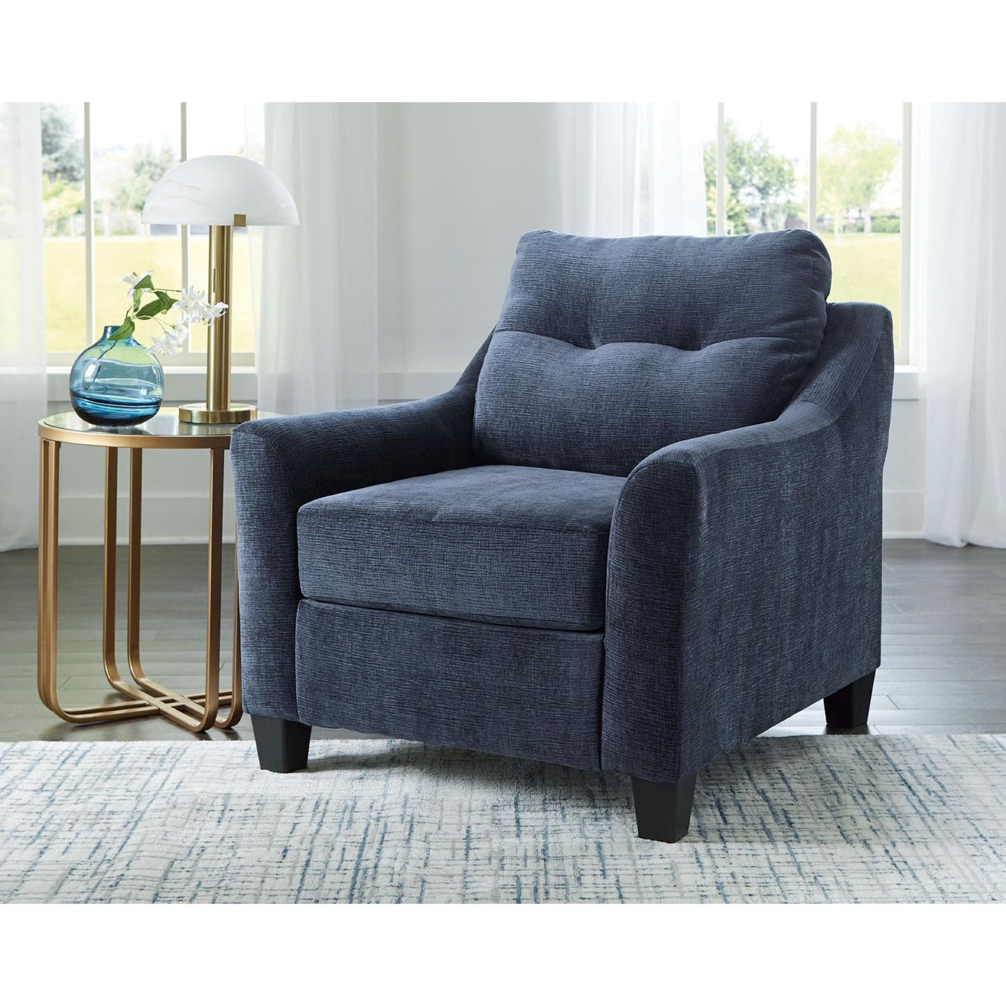 Amity Bay Chair