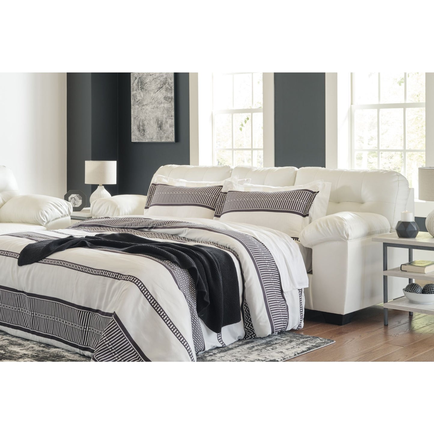 Donlen Queen Sleeper - White
