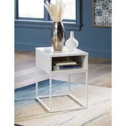 Deznee End Table - White