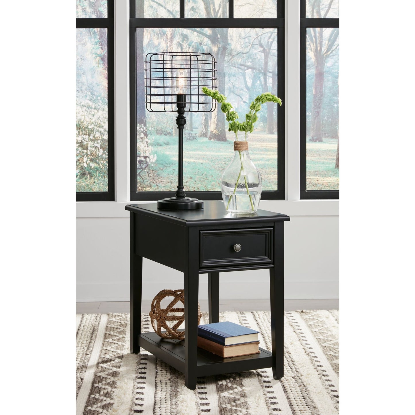 Beckincreek End Table - Black