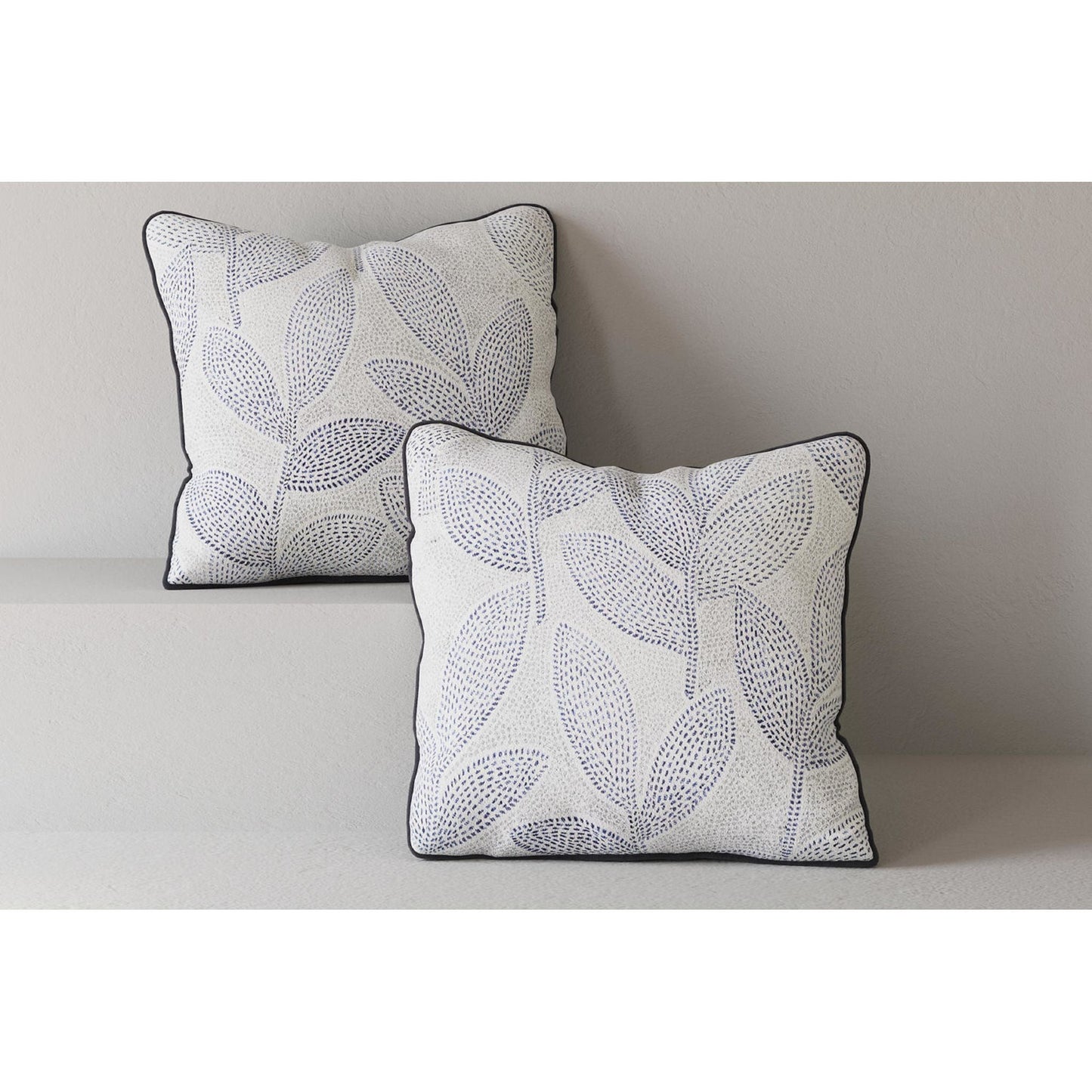 Altari Sofa