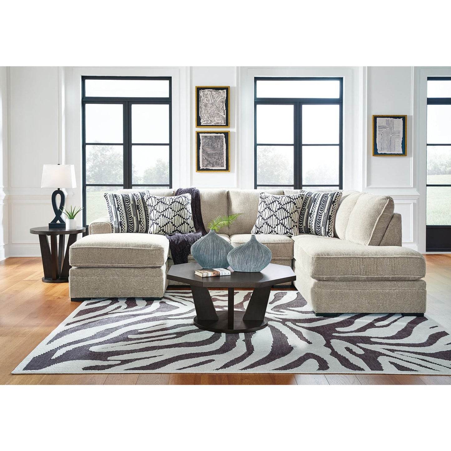 Calnita 2 Piece Sectional with Chaise