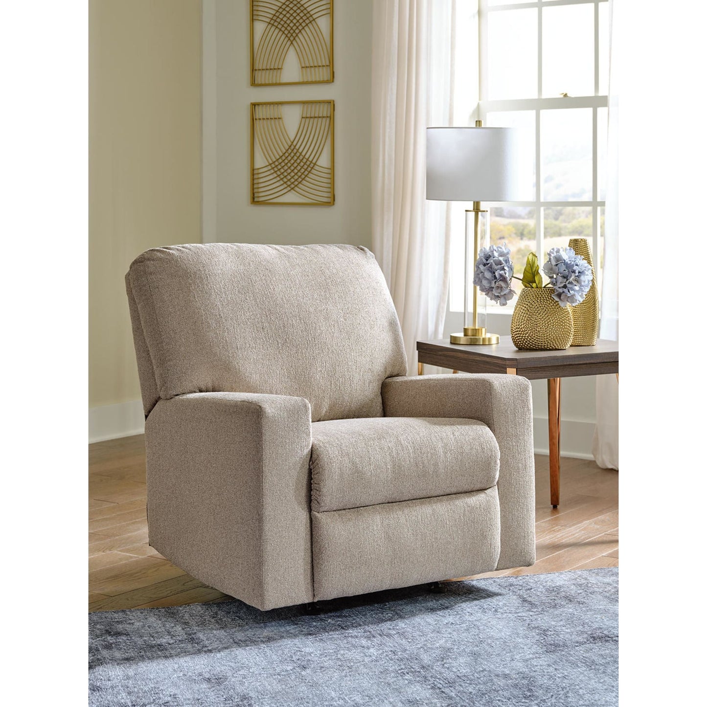 Deltona Recliner