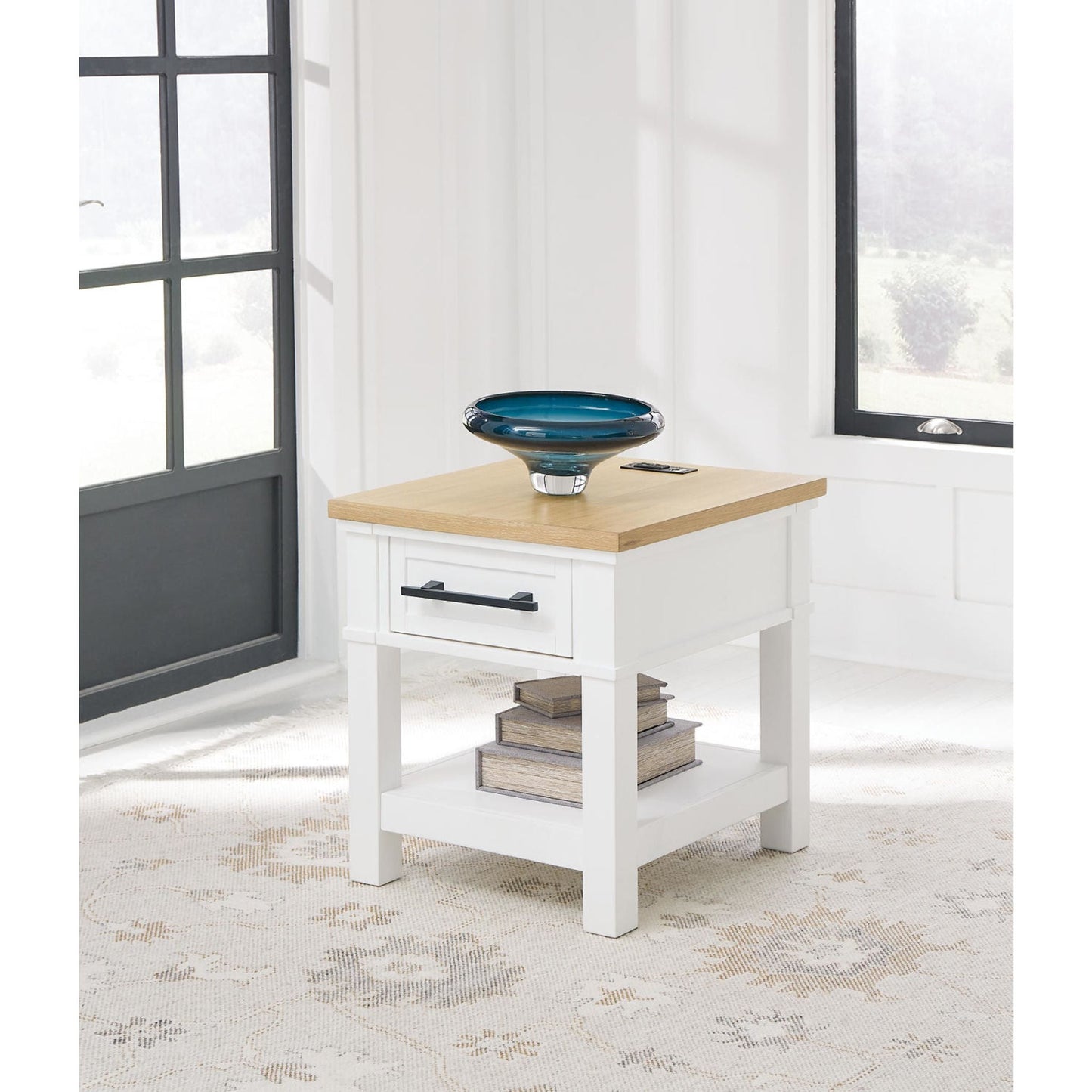 Ashbryn End Table - White/Natural