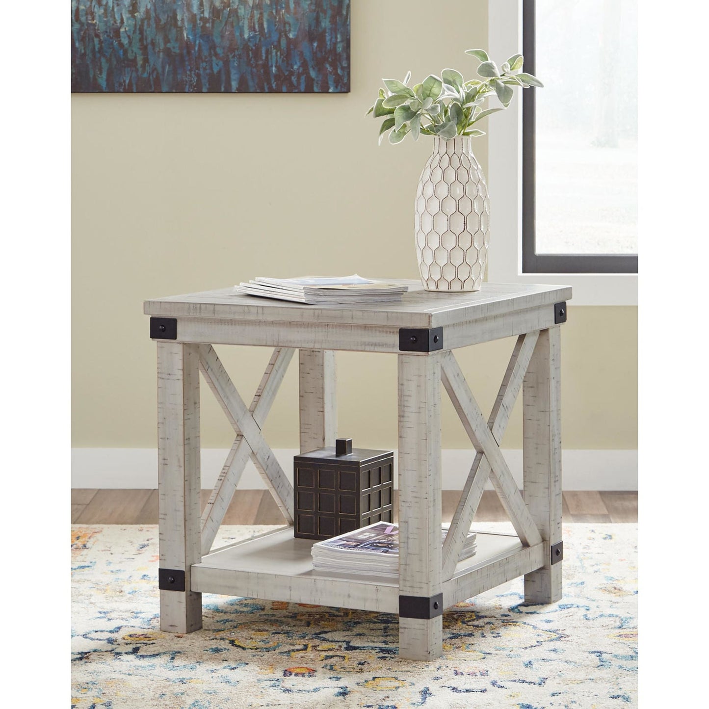 Carynhurst End Table - Whitewash